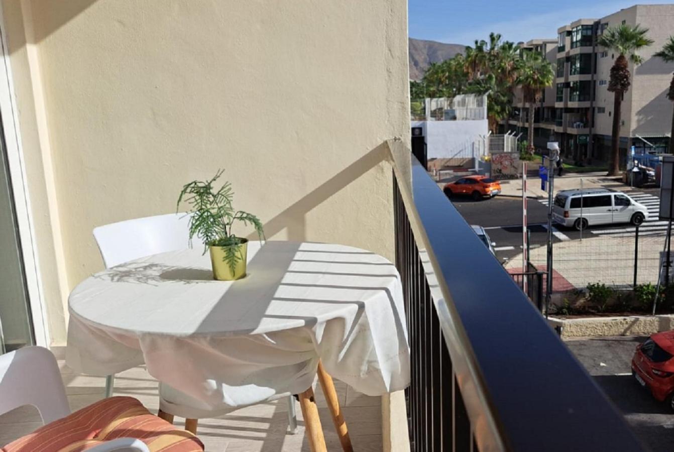 Shining Gold El Dorado With Free Parking And Wifi Appartement Playa de las Américas Buitenkant foto